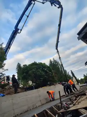 Retaining Wall, Slab & Hillside Stairs, Puget Sound WA, photo 5