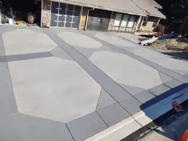 Two-Tone Octagon Pattern Driveway, Puget Sound WA, photo 5