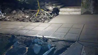 Sidewalk, Approach & Driveway, Seattle WA, photo 2